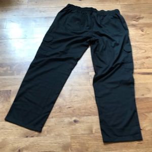 Mercer Culinary black cargo chef pants NWOT☀️